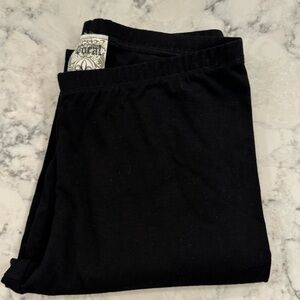 NWOT Vocal-studded leggings – size small – black